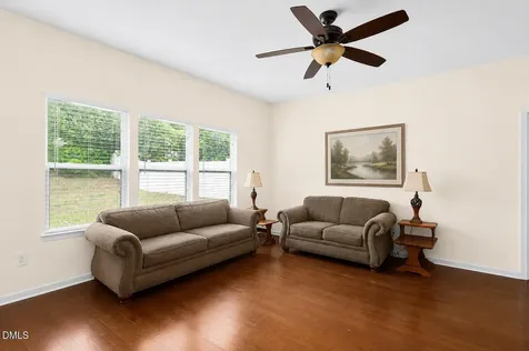 427 Inlet Place Drive Winston-salem NC 27127