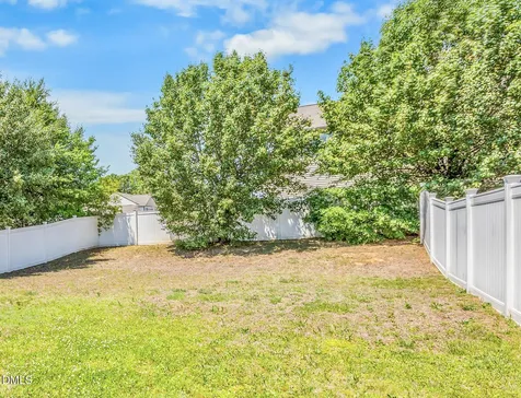 427 Inlet Place Drive Winston-salem NC 27127