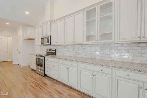 194 Dunvegan Lane Burlington NC 27215