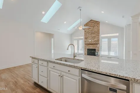 194 Dunvegan Lane Burlington NC 27215