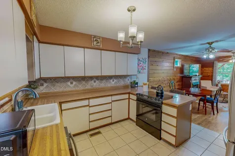 454 Southpoint Trail Semora NC 27343