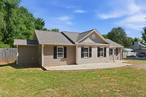 4335 Spoon Loop Liberty NC 27298