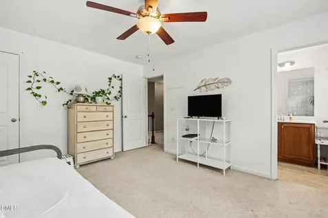 429 Parkfield Drive Apex NC 27502