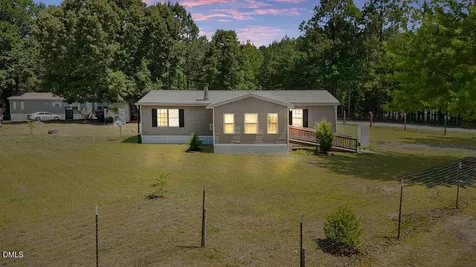 344 Pine Needles Drive Lillington NC 27546