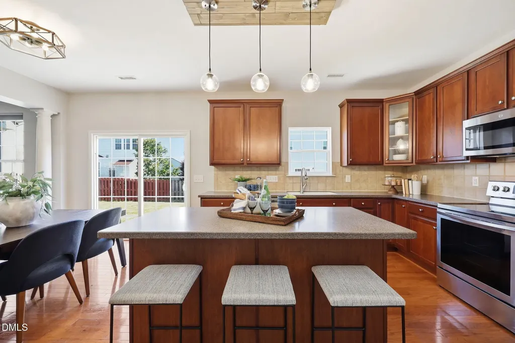 5337 Glass Ridge Road Raleigh NC 27616