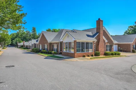 231 Baines Court Cary NC 27511