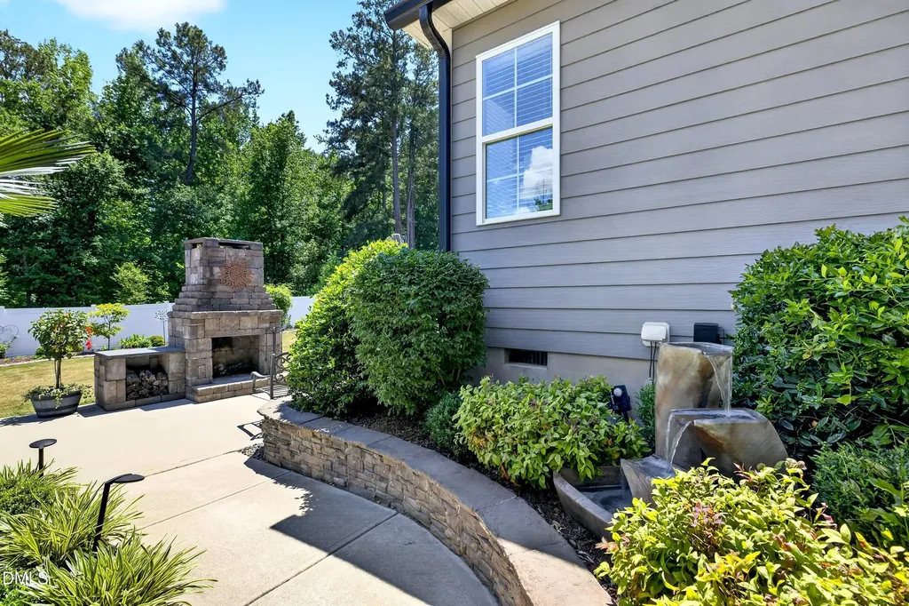 2215 Copper Pond Way Fuquay Varina NC 27526