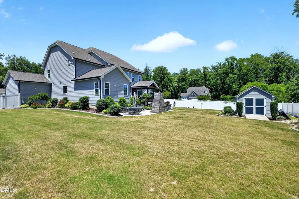 2215 Copper Pond Way Fuquay Varina NC 27526