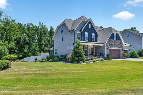2215 Copper Pond Way Fuquay Varina NC 27526