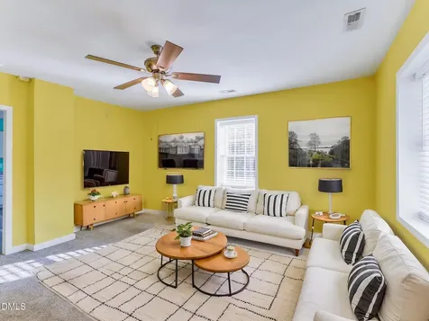 4107 Old Us Highway 64 Zebulon NC 27597