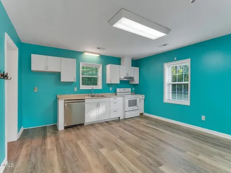 4107 Old Us Highway 64 Zebulon NC 27597