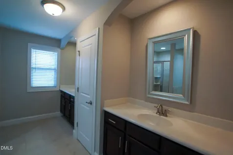 5624 Teversham Way Cary NC 27519