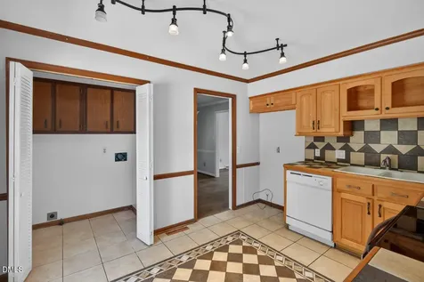 2315 Somers Avenue Burlington NC 27215