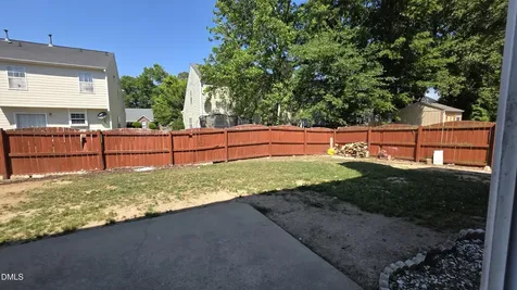 5417 Keowee Way Raleigh NC 27616