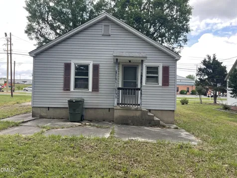1023 Leasburg Road Roxboro NC 27573