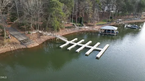 6682 Goose Point Drive Denver NC 28037