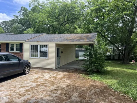 102 1/2 Ford Circle Louisburg NC 27549