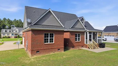 1665 Blue Heron Drive Nashville NC 27856