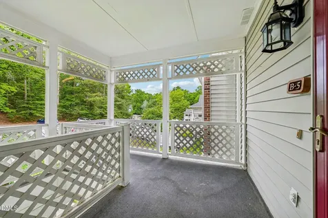 411 Gooseneck Cary NC 27513