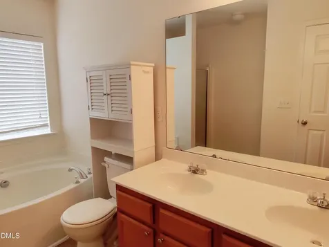 4011 Oatgrass Lane Raleigh NC 27604