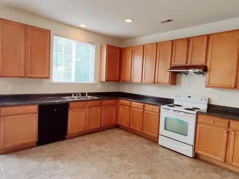 4011 Oatgrass Lane Raleigh NC 27604