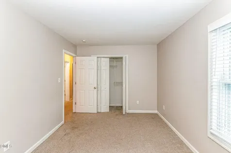 22 Knightsbridge Court Durham NC 27707