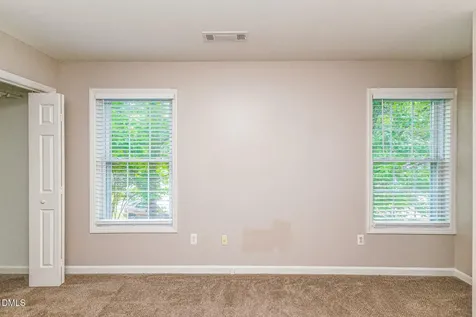 22 Knightsbridge Court Durham NC 27707