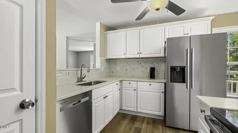 402 Happy Days Court Apex NC 27502