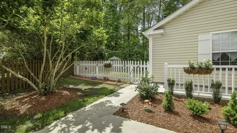 402 Happy Days Court Apex NC 27502