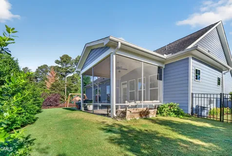 1104 Lassiter Hill Lane Fuquay Varina NC 27526