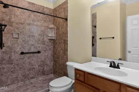 108 Shadow Oak Lane Fayetteville NC 28303