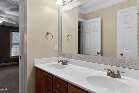 108 Shadow Oak Lane Fayetteville NC 28303