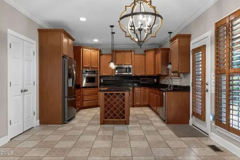 108 Shadow Oak Lane Fayetteville NC 28303
