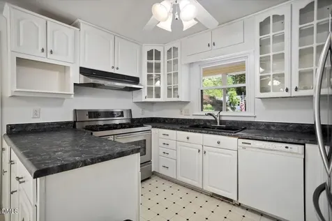 608 Princeton Raleigh NC 27609