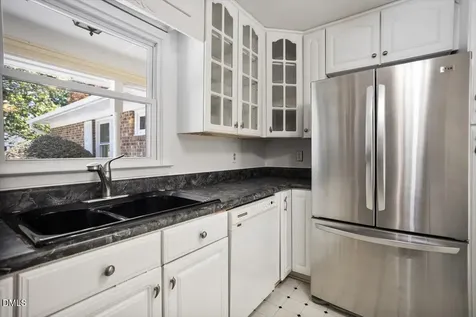608 Princeton Raleigh NC 27609