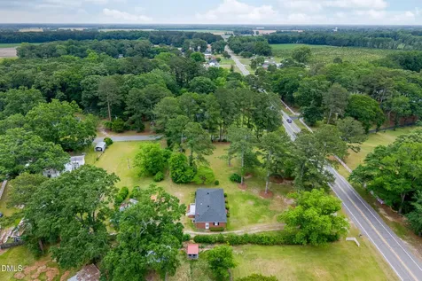 5257 Us 64 Alt E Conetoe NC 27819