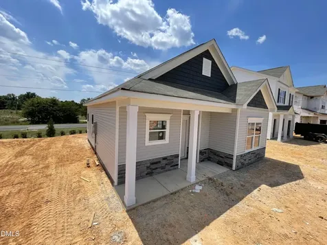 251 Courtside Drive Dunn NC 28334