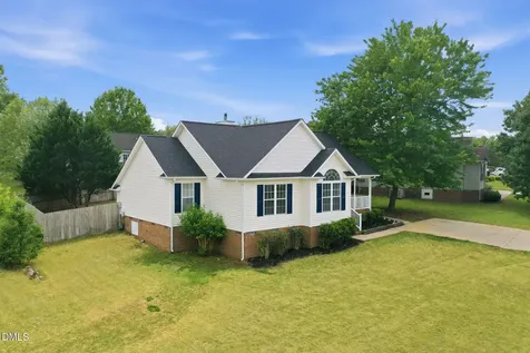 608 Fernway Drive Burlington NC 27217