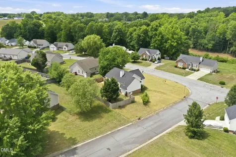 608 Fernway Drive Burlington NC 27217
