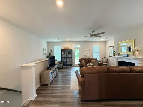 1286 Barn Cat Way Apex NC 27502