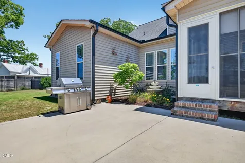 30 Gloria Grande Court Willow Springs NC 27592