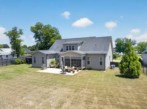 30 Gloria Grande Court Willow Springs NC 27592