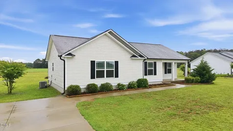 966 Hooks Road Fremont NC 27830