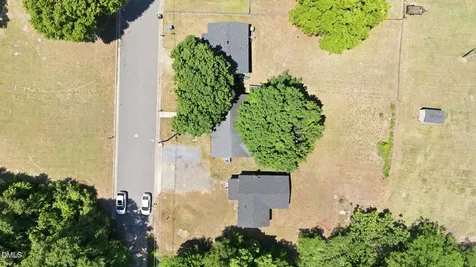 607 E Holmes Street Benson NC 27504