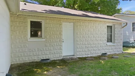 607 E Holmes Street Benson NC 27504
