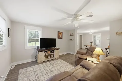 607 E Holmes Street Benson NC 27504