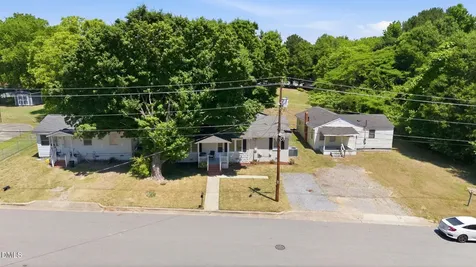 607 E Holmes Street Benson NC 27504