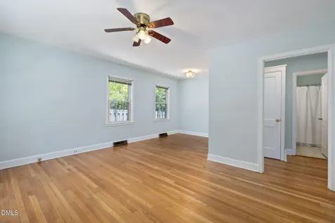 2014 Wa Wa Avenue Durham NC 27707