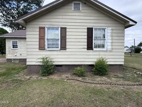 803 Antioch Church Road Dunn NC 28334