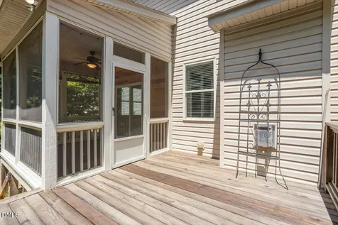 1002 Emerald Court Knightdale NC 27545